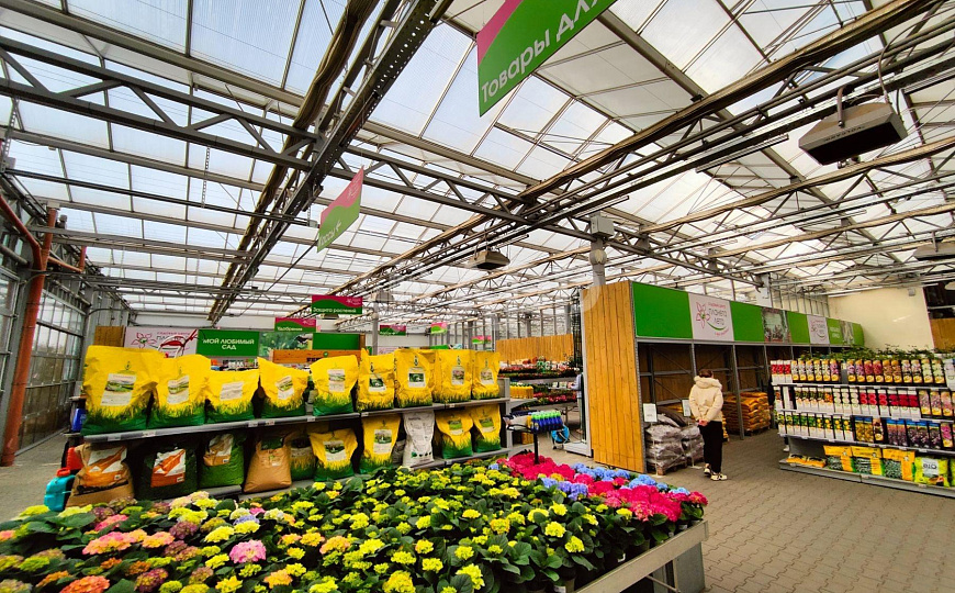 Продаю торговый центр, 3 800 м² фото