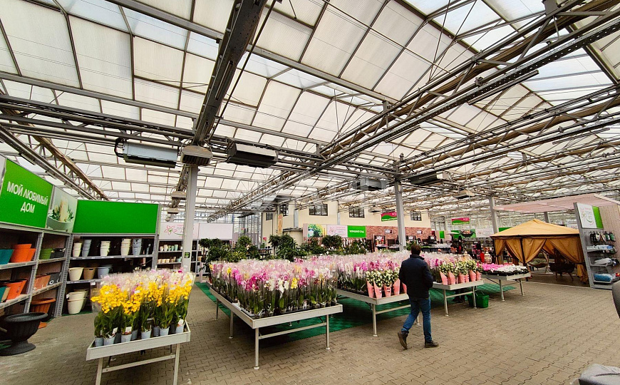 Продаю торговый центр, 3 800 м² фото