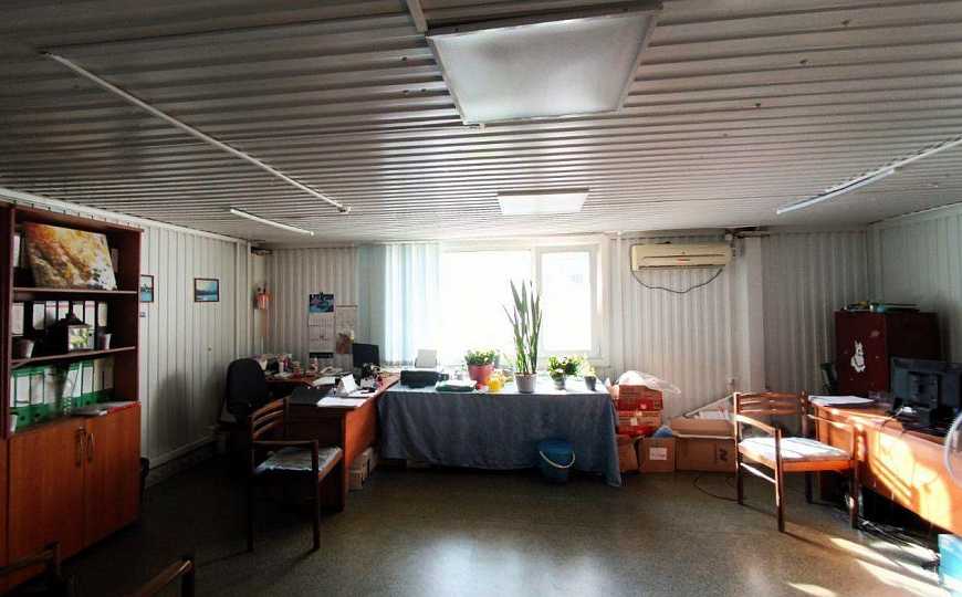 Уникальное помещение 800 м² на первой линии фото