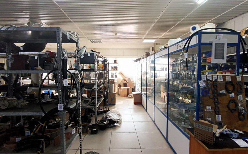 Уникальное помещение 800 м² на первой линии фото