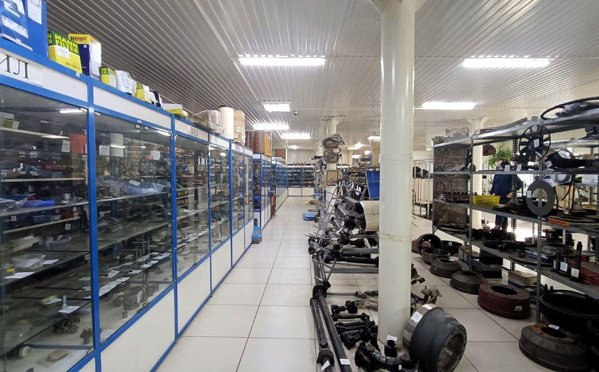 Уникальное помещение 800 м² на первой линии фото