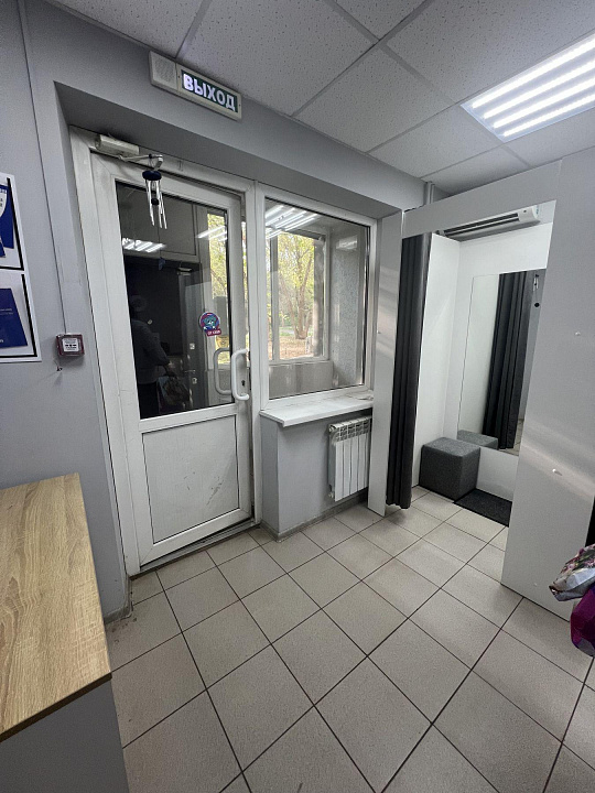 помещение  43м2  с арендаторами ОЗОН  фото