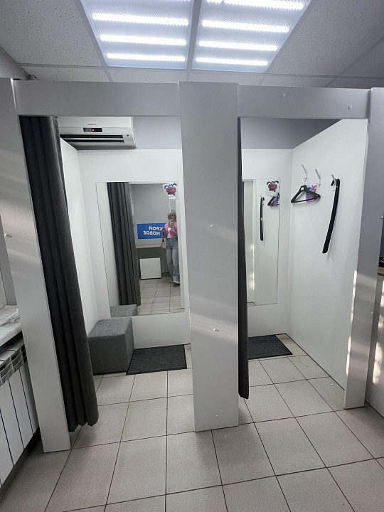 помещение  43м2  с арендаторами ОЗОН  фото