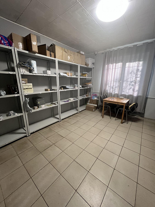 помещение  43м2  с арендаторами ОЗОН  фото