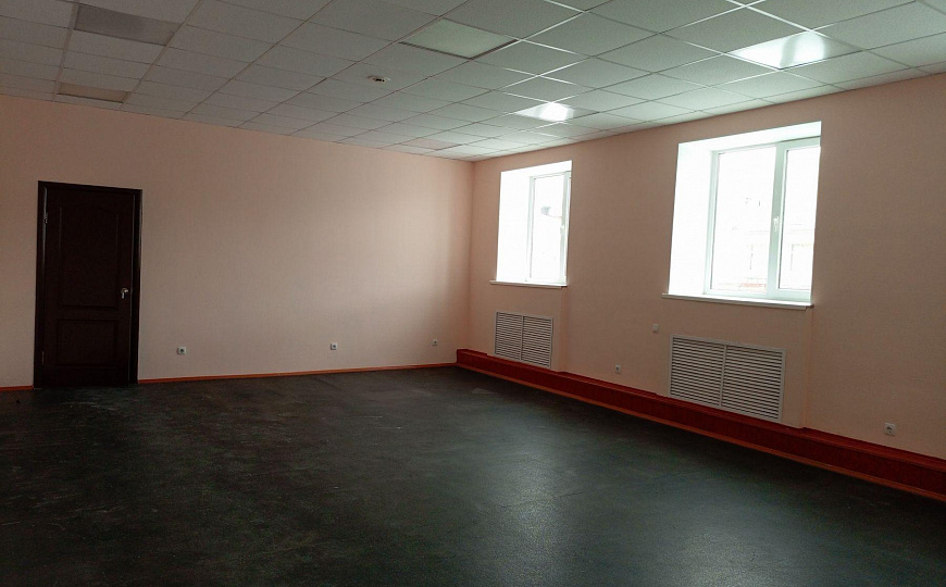 Отдельно стоящее здание, 500 м² фото