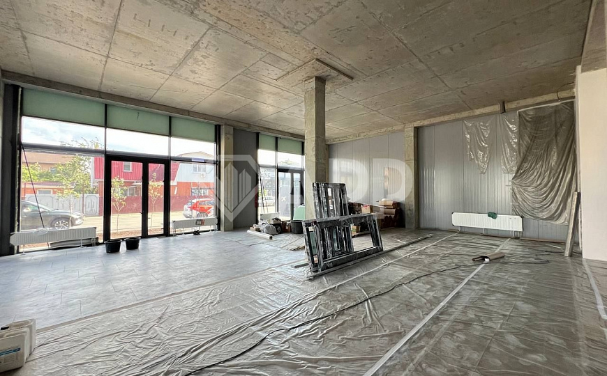 Сдаю торговое помещение, 45м² фото