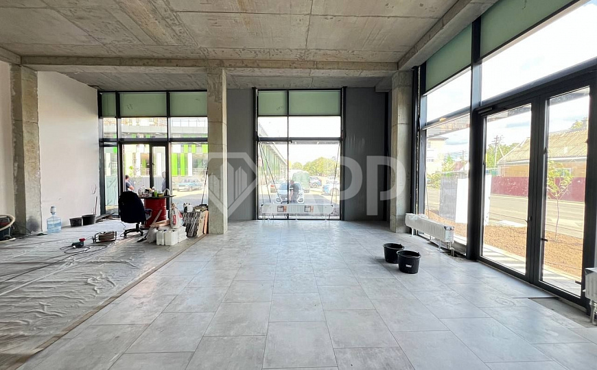 Сдаю торговое помещение, 45м² фото