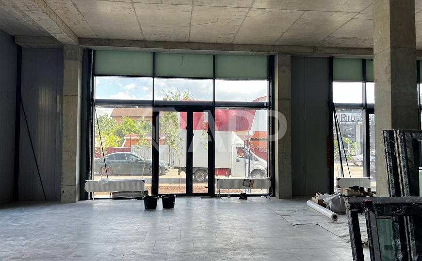 Сдаю торговое помещение, 45м² фото