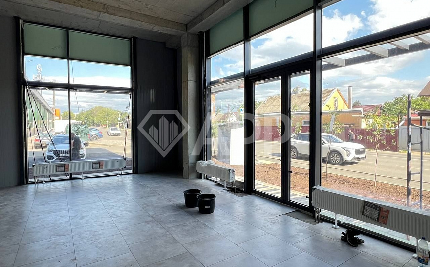 Сдаю торговое помещение, 45м² фото