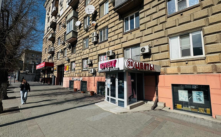 Офис с ремонтом в центре 140,4 м² фото