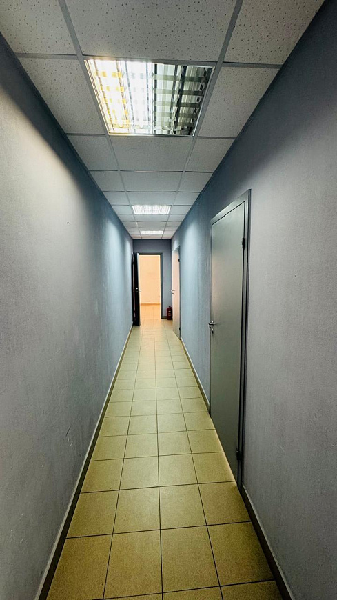 Офис с ремонтом в центре 140,4 м² фото