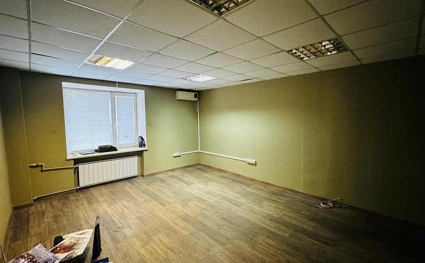 Офис с ремонтом в центре 140,4 м² фото