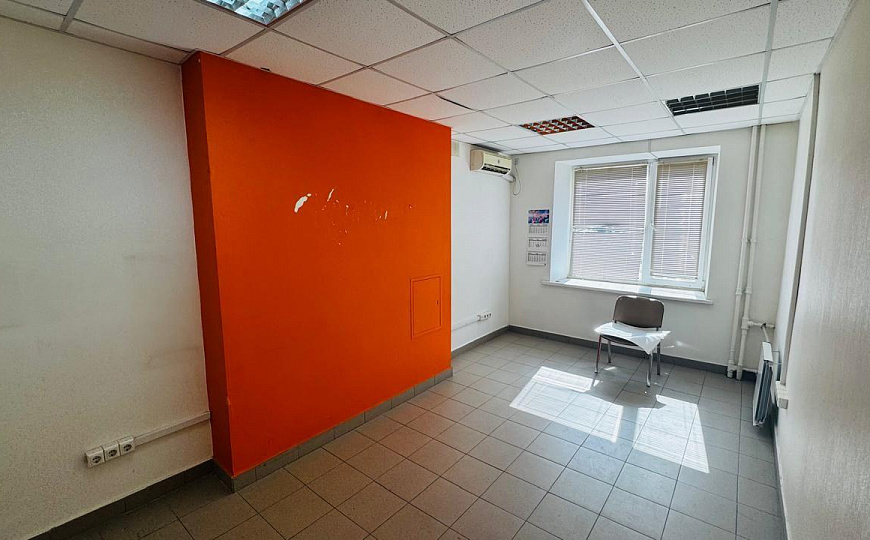 Офис с ремонтом в центре 140,4 м² фото