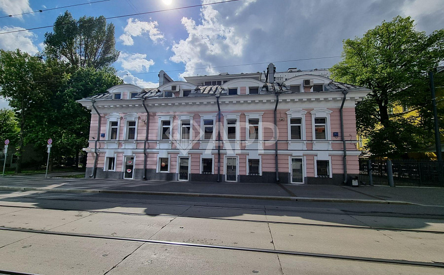 Продается особняк, 1 244 м² фото