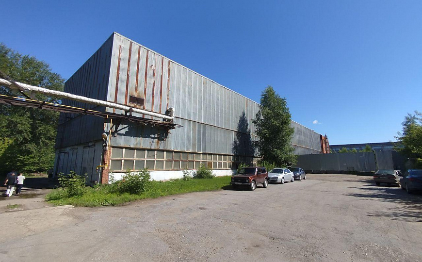 Производственное здание в центре города 3100м² фото