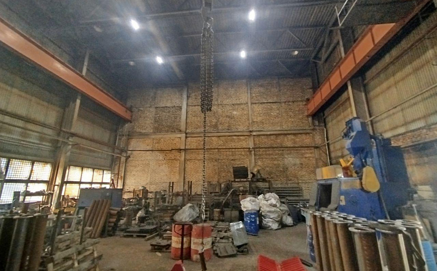 Производственное здание в центре города 3100м² фото