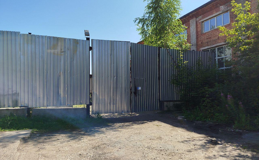 Производственное здание в центре города 3100м² фото