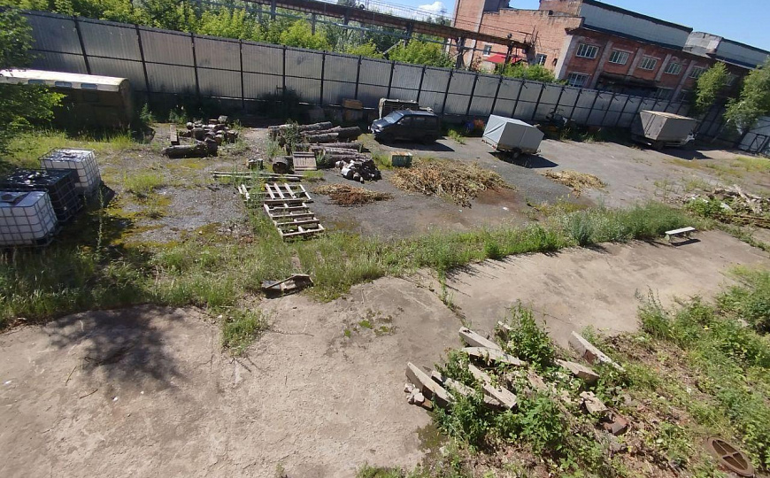 Производственное здание в центре города 3100м² фото