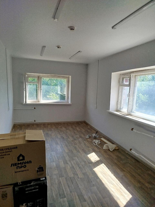 Производственное здание в центре города 3100м² фото