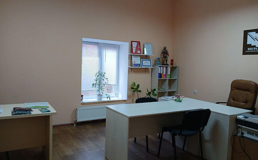 Помещение с арендаторами фото