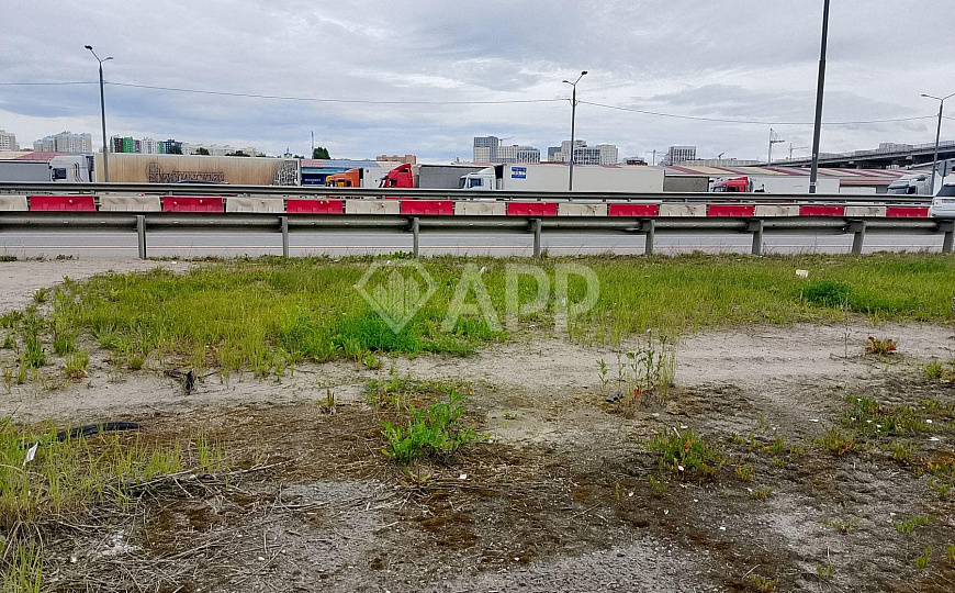 Земля промназначения на М4 фото