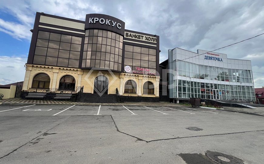 Сдам помещение свободного назначения, 385 м². Аренда до 1500 м² фото