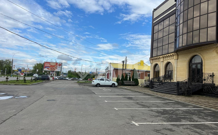 Сдам помещение свободного назначения, 385 м². Аренда до 1500 м² фото