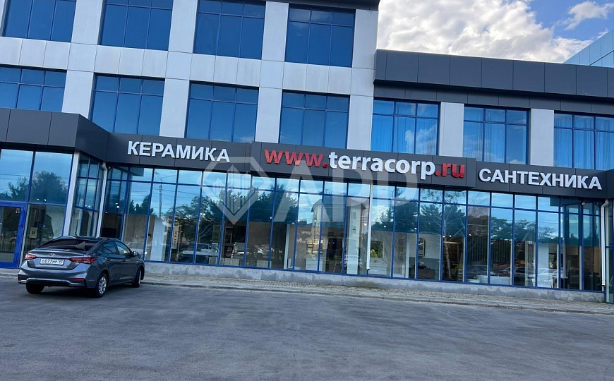 Сдам помещение свободного назначения, 670 м² на втором и третьих этажах. фото