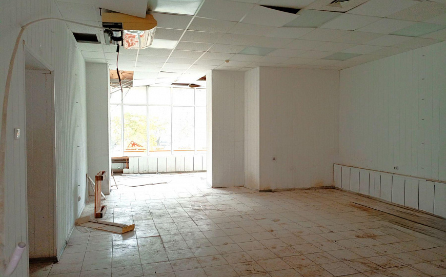 Торговое помещение на Осипова 239 м2 фото