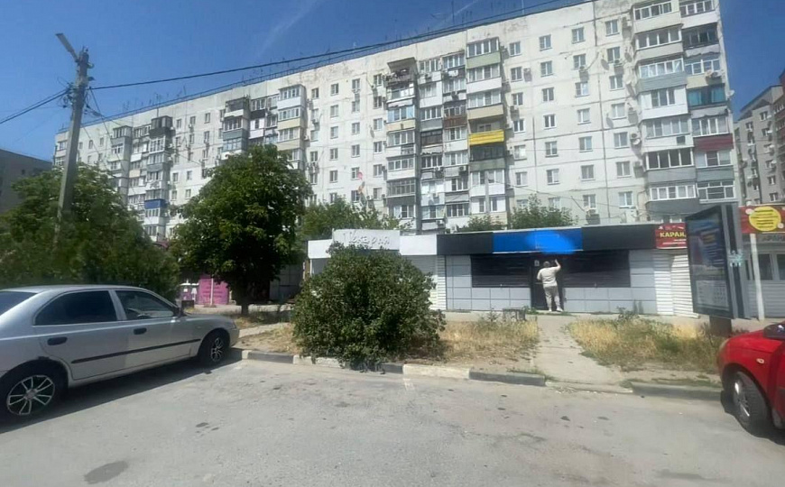 От собственника! Без комиссии ! На главной улице Батайска! Доставка/магазин/табак фото