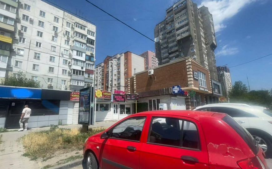 От собственника! Без комиссии ! На главной улице Батайска! Доставка/магазин/табак фото