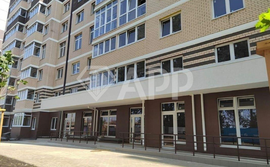 Продаю торговое помещение, 450 м² фото