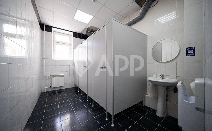 С арендатором, этаж целиком в бизнес центре. фото