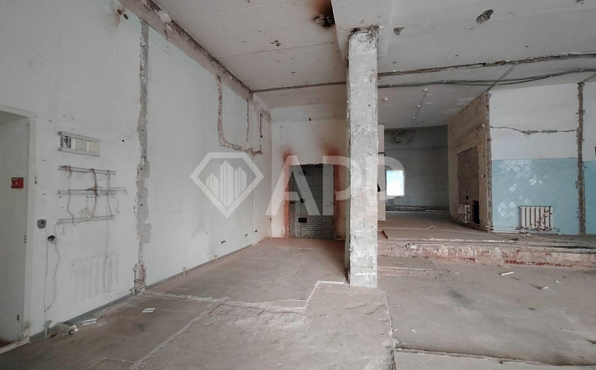 Сдам торговое помещение, 500 м² фото