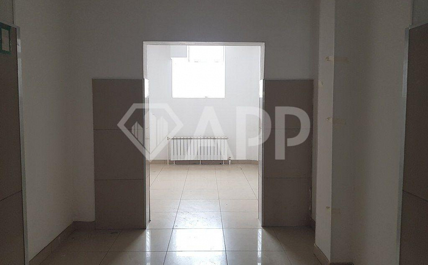 ул. Гаврилова 30 Сдаю 163м². Магазин, услуги, ПВЗ, торговля фото