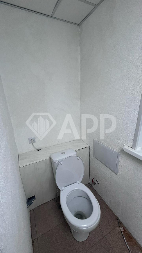Продам офис с ремонтом 47.9м² фото