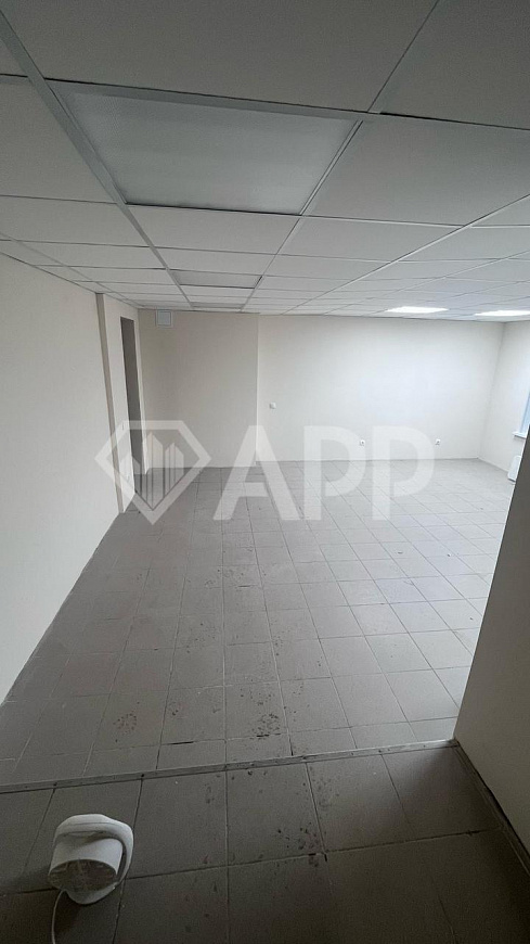 Продам офис с ремонтом 47.9м² фото