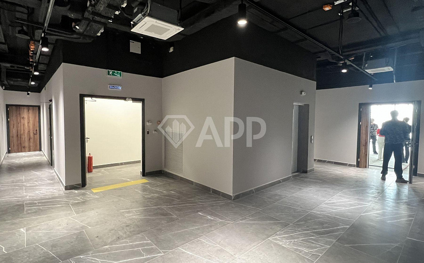 Аренда под офис, элитный  мед. центр,  шикарное отдельно стоящее здание на набережной Москвы реки.  фото