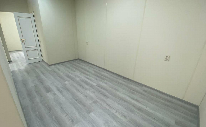 Помещение свободного назначения на красной линии фото