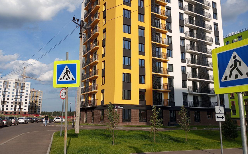 Помещение свободного назначения на 1 линии Город Оружейников фото
