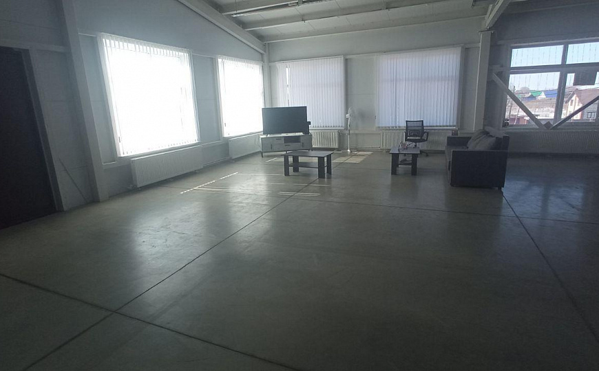 Помещение свободного назначения с земельным участком на 1 линии ул.Азина фото