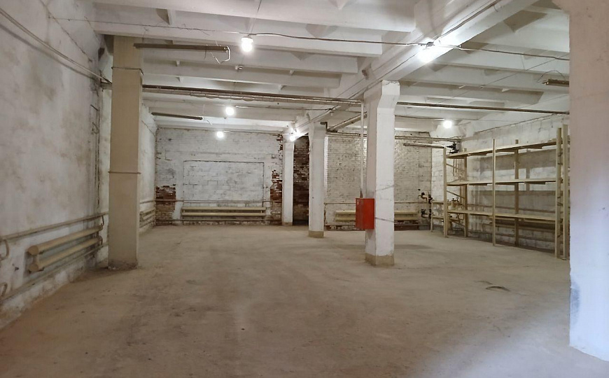 Склад или производство фото