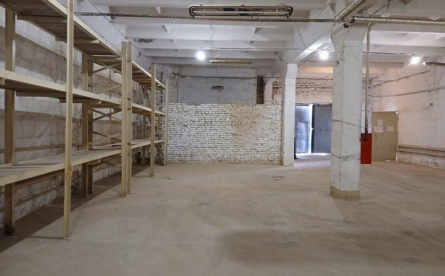 Склад или производство фото