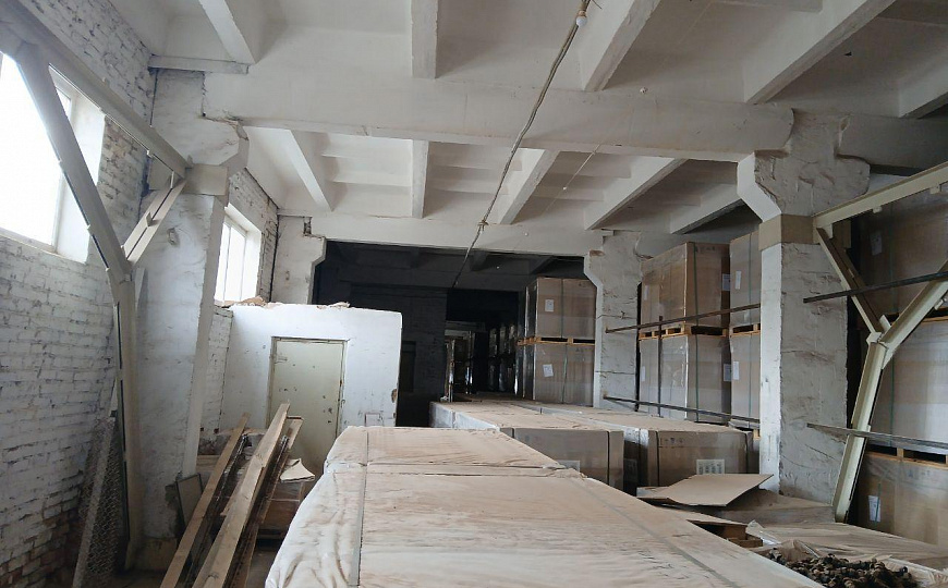 Склад или производство фото