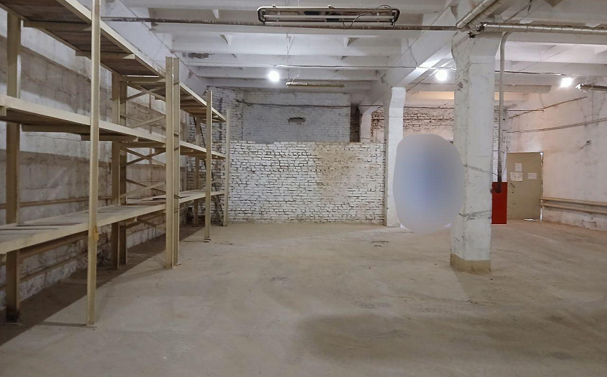 Склад или производство фото