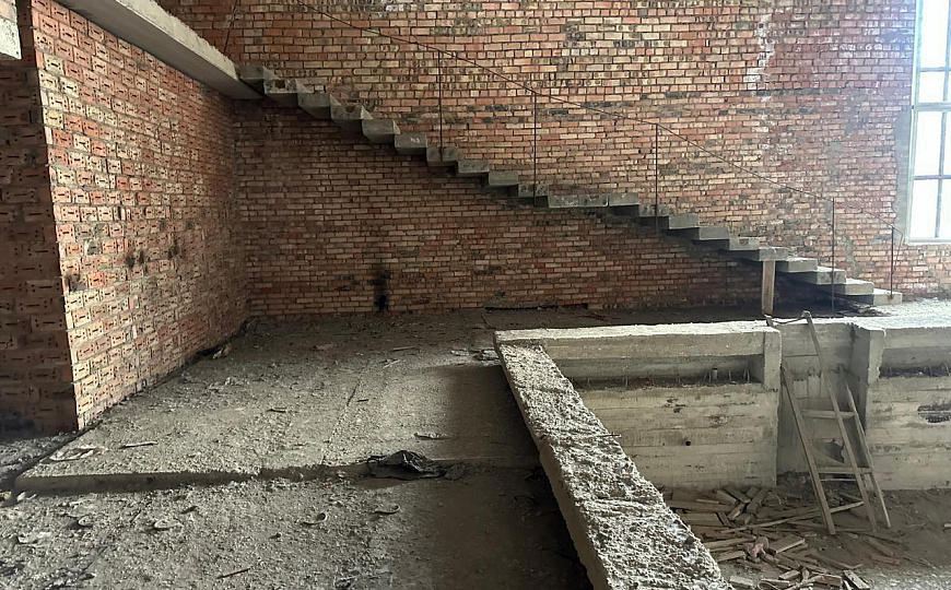  Отдельно стоящее здание фото