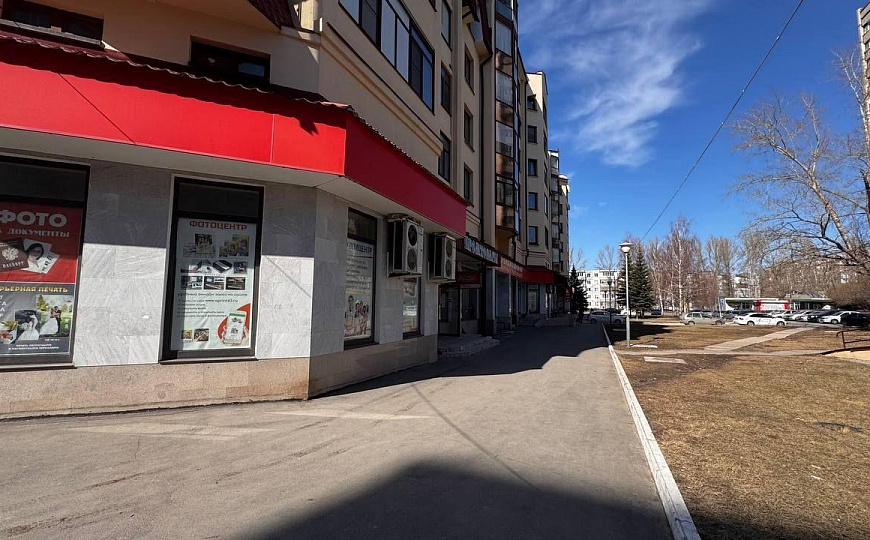 Помещение свободного назначения 560 кв.м. фото