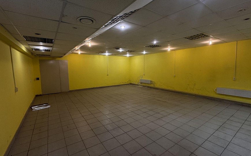 Помещение свободного назначения 560 кв.м. фото