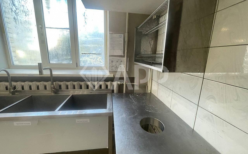 Сдам помещение свободного назначения, 247 м² фото