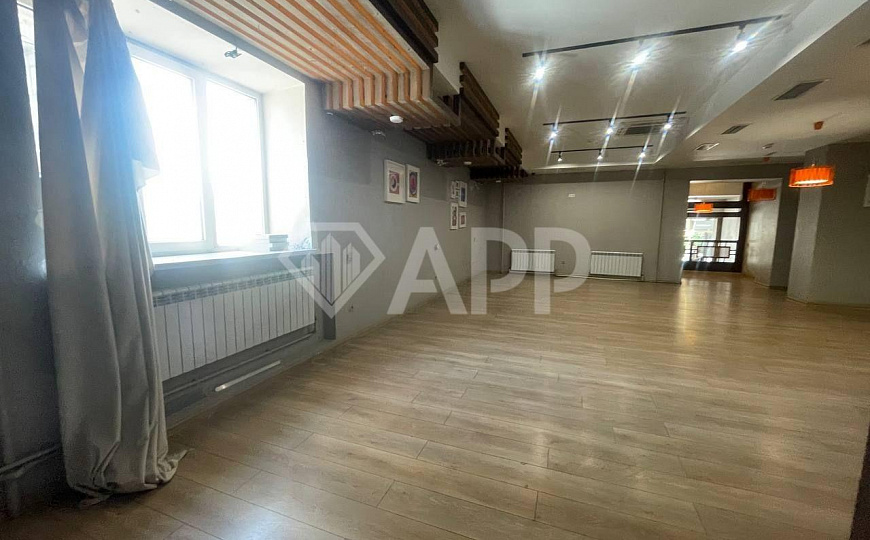 Сдам помещение свободного назначения, 247 м² фото